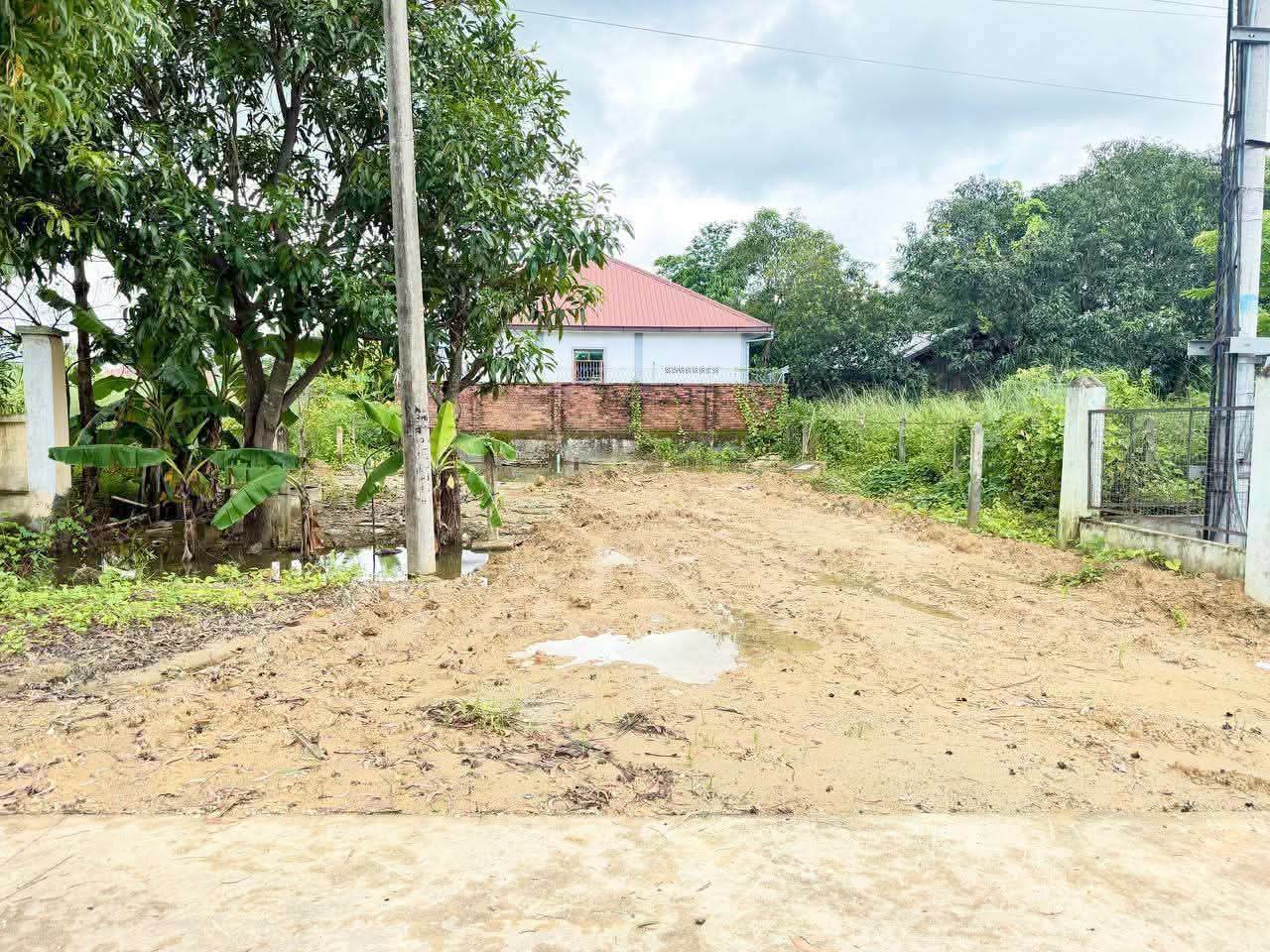 ၀ဏ္ဏဒီပရပ်ကွက်၊ချင်းတွင်းလမ်းဒဲ့ပေါက်မြေကွ…