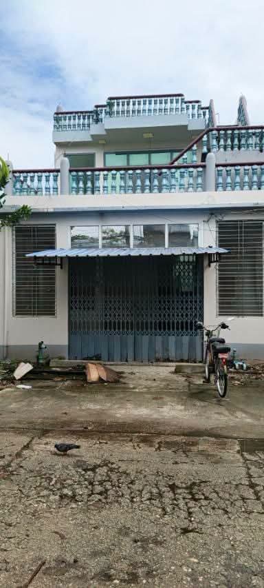 တောင်ဒဂုံ ၂၀ ရပ်ကွက် နှစ်ထပ်အိမ် ငှားရန်🏡