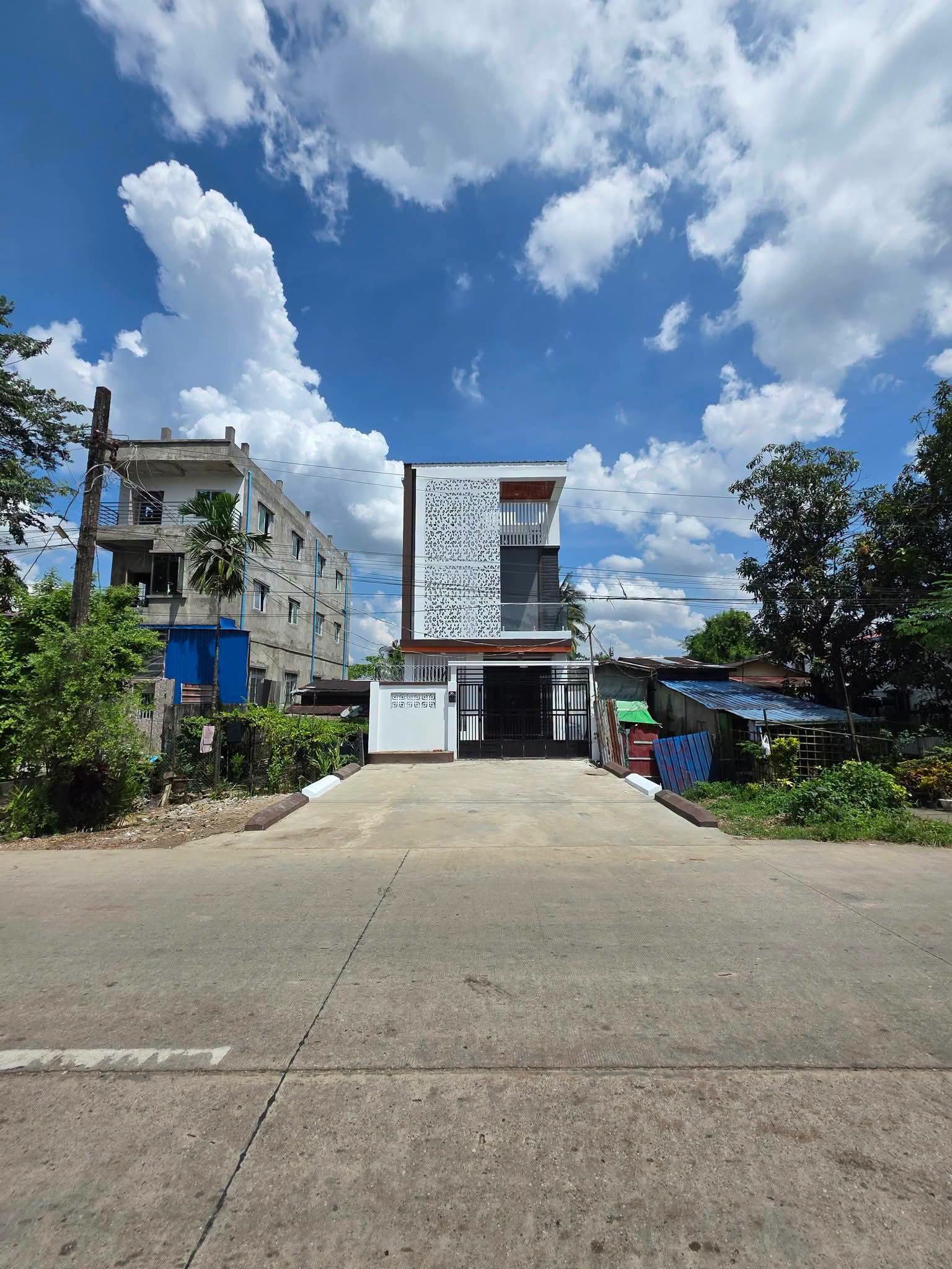 🏢 တောင်ဒဂုံ ၇၀ ရပ်ကွက် | 3RC တိုက်သစ်အရောင်း