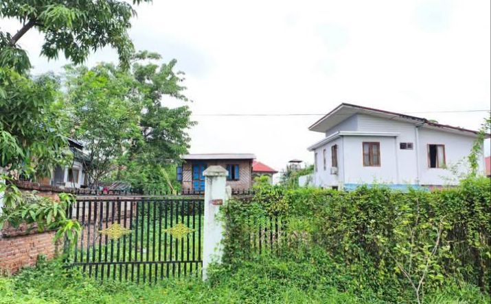 ပျဥ်းမနားမြို့၊ နှင်းဆီဝိုင်းနှင့် ရာဇဌာနီလမ်းမအနီး ပေါင်းလောင်း၂ရပ်ကွက်၊ ၁၇လမ်းပေါ်မြေကွက်အရောင်း