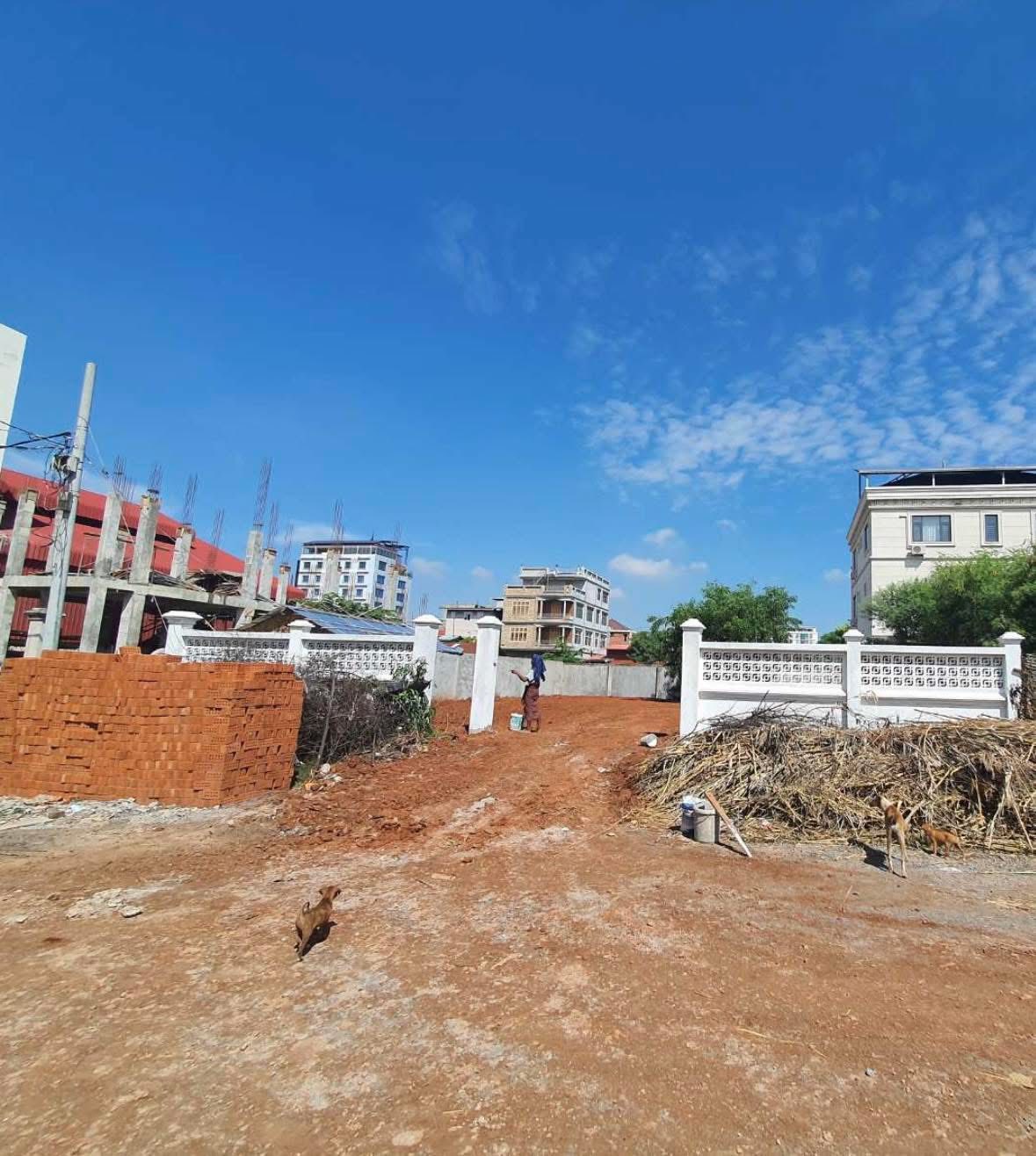 မန္တလေးမြို့၊ မဟာအောင်မြေ၊ လမ်း40အတင် 54*55လမ်းကြား မြေကွက်အရောင်း