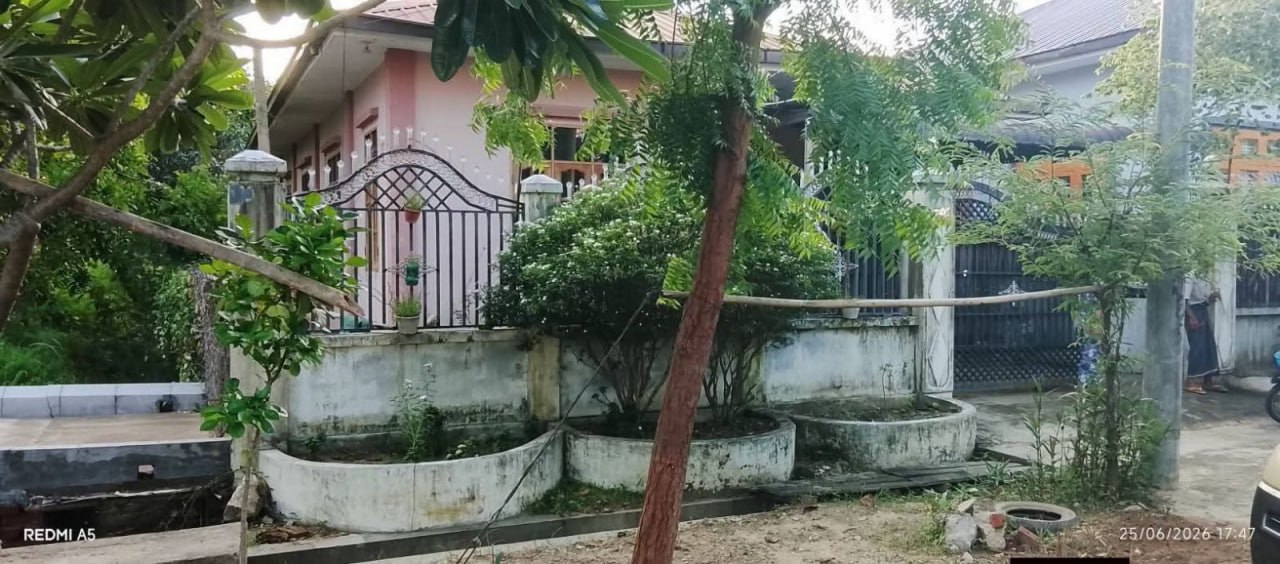 ပုပ်ပသီရိမြိုနယ် တပင်ရွှေထီးရပ်ကွက် ရွှ…