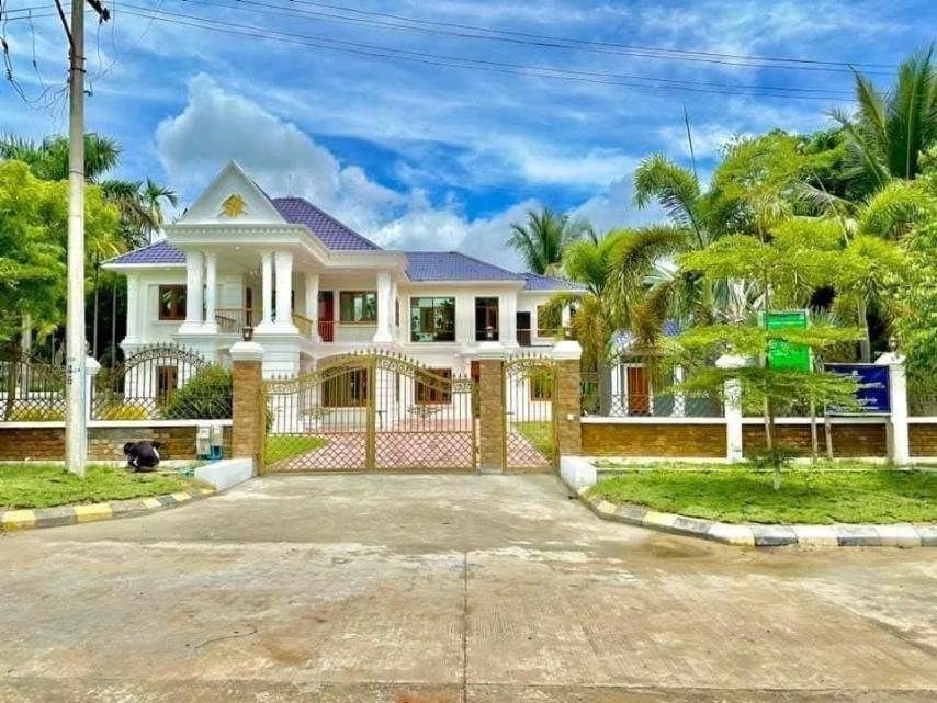 ဥတ္တရသီရိမြို့နယ်၊ရာဇသင်္ဂဟမိန်းလမ်းမကြီး…